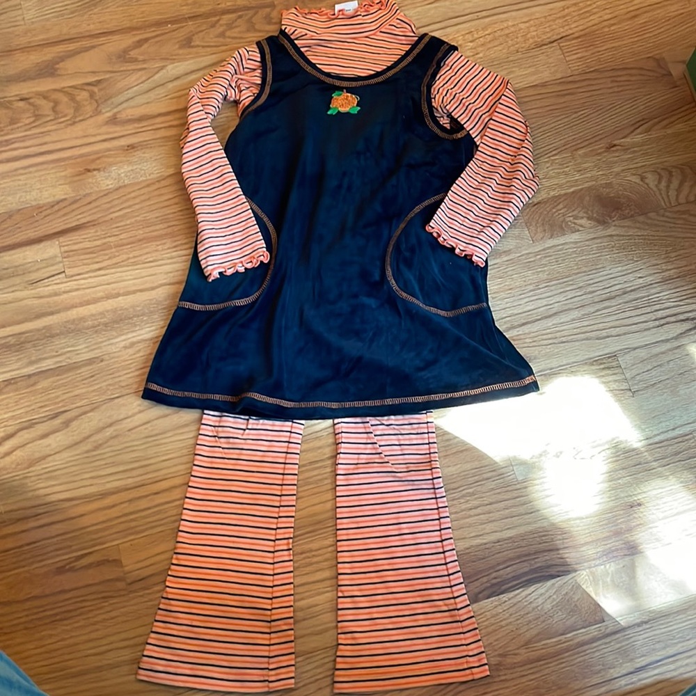 Mulberribush outfit-Fall-Halloween-size 5-orange and black-adorable!